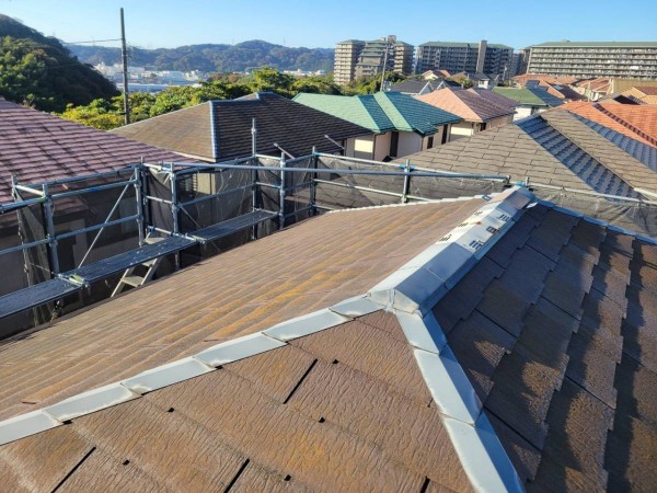 屋根葺き替えリフォーム工事　屋根貼り替えリフォーム工事サムネイル